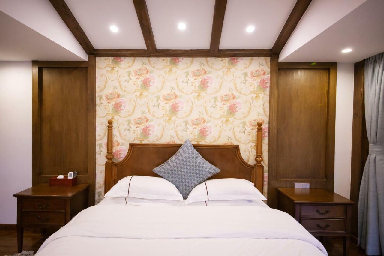 Fenghuang Slowly Time Inn Экстерьер фото
