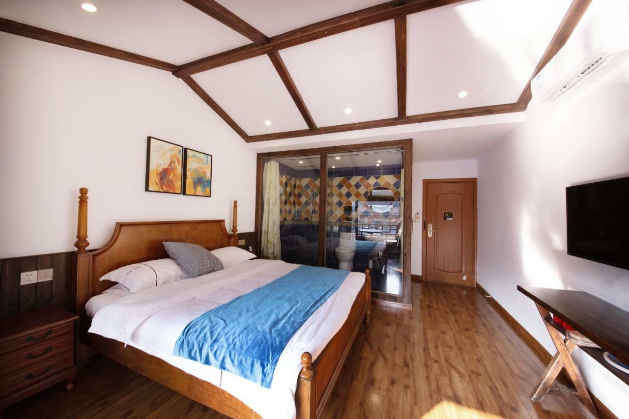Fenghuang Slowly Time Inn Экстерьер фото