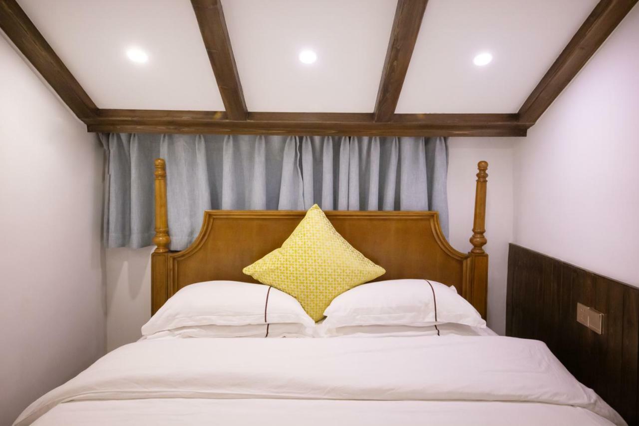 Fenghuang Slowly Time Inn Экстерьер фото
