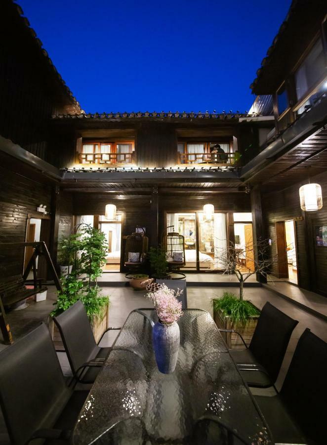 Fenghuang Slowly Time Inn Экстерьер фото